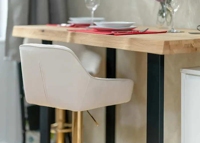 Klimatyczne Z Biurkiem W Poznaniu By Renters Apartmán Poznaň