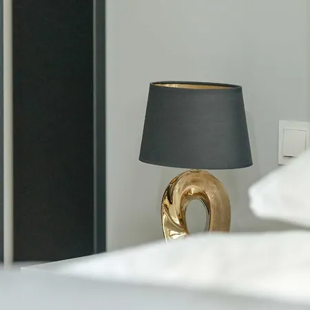 Klimatyczne Z Biurkiem W Poznaniu By Renters Apartment Poznan