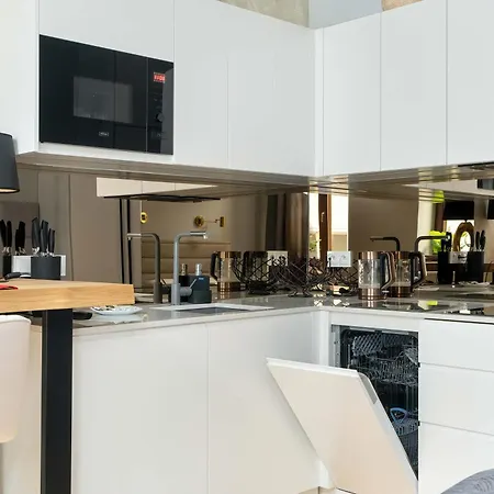 Klimatyczne Z Biurkiem W Poznaniu By Renters Apartment *