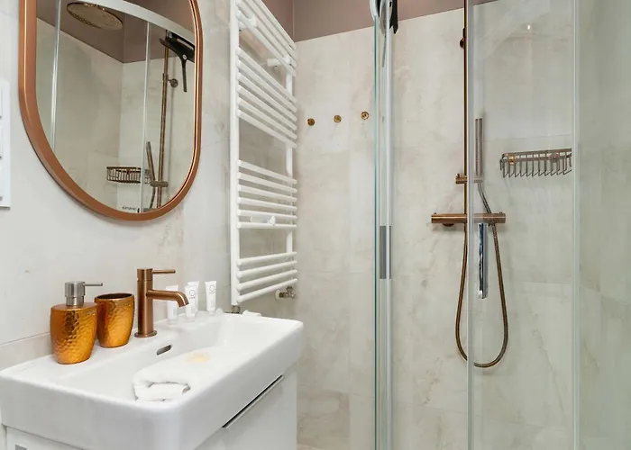 Klimatyczne Z Biurkiem W Poznaniu By Renters Poznań